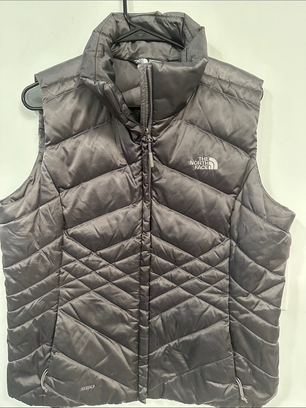 The North Face Men's Quilted Puffer Vest in Charcoal